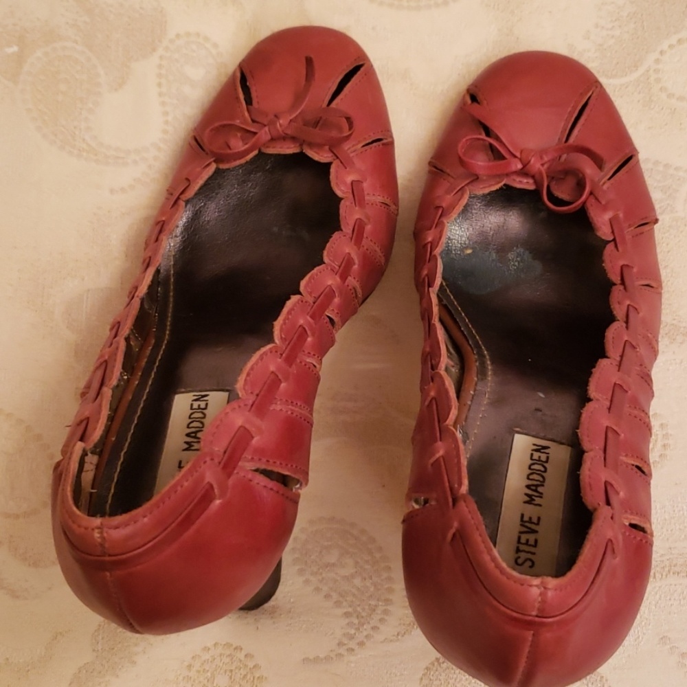 STEVE MADDEN HEELS - Picture 5 of 8